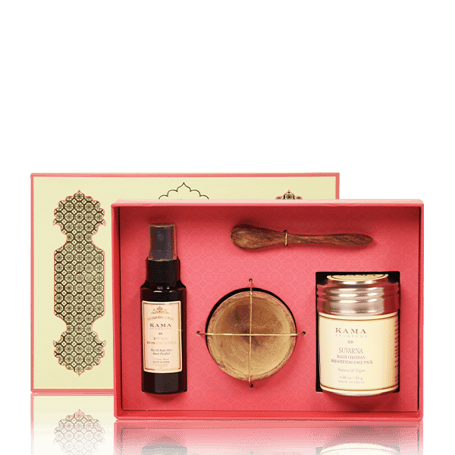 Unmask Your Glow Gift Box